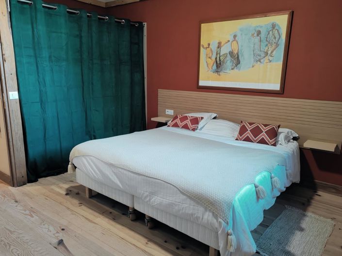 Image No.27-11 Bed House for sale