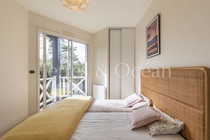 Image No.14-3 Bed House for sale