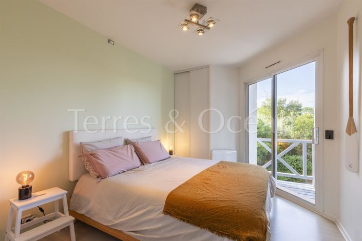 Image No.16-3 Bed House for sale