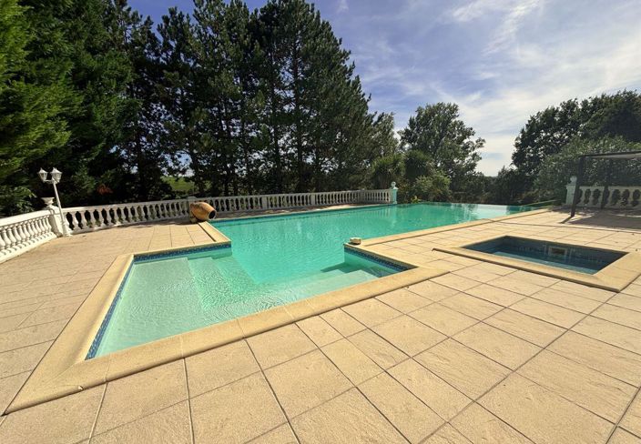 Image No.4-House for sale