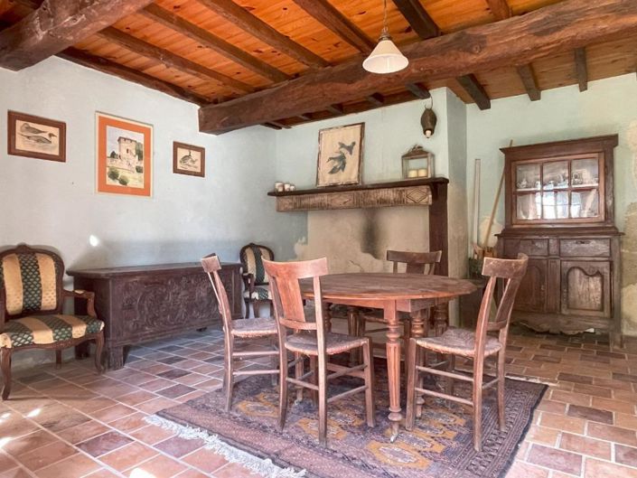 Image No.15-7 Bed House for sale