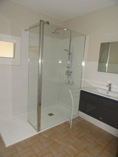 Image No.12-3 Bed House for sale