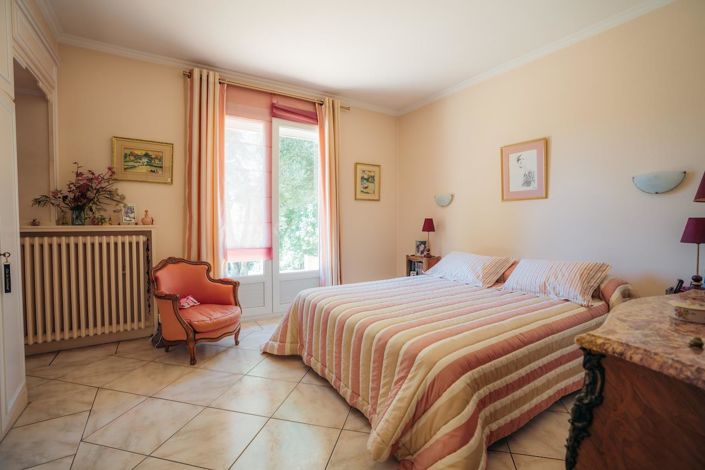 Image No.26-4 Bed House for sale