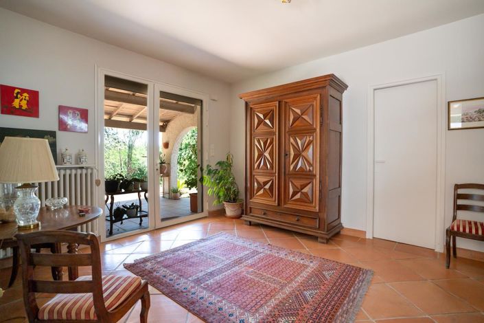 Image No.5-4 Bed House for sale