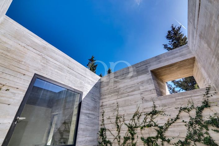 Image No.25-4 Bed House for sale