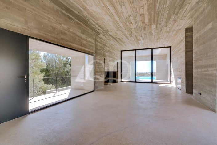 Image No.27-4 Bed House for sale