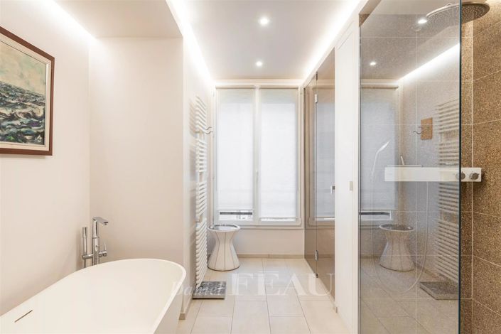 Image No.17-5 Bed House for sale