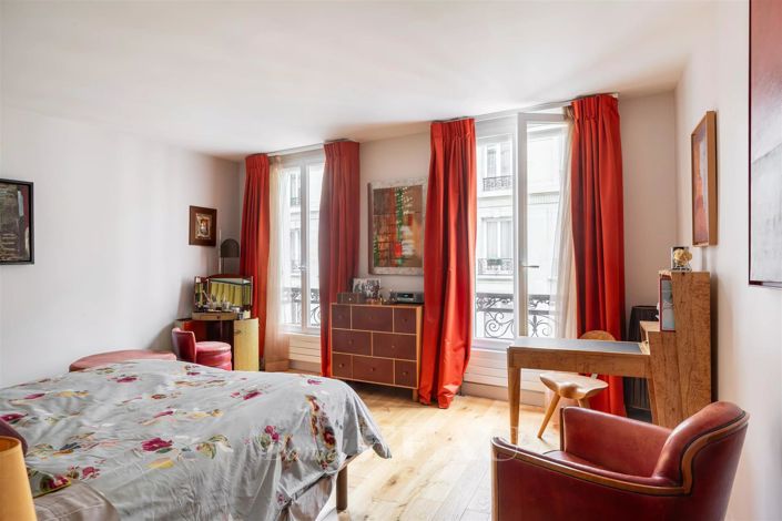 Image No.18-5 Bed House for sale