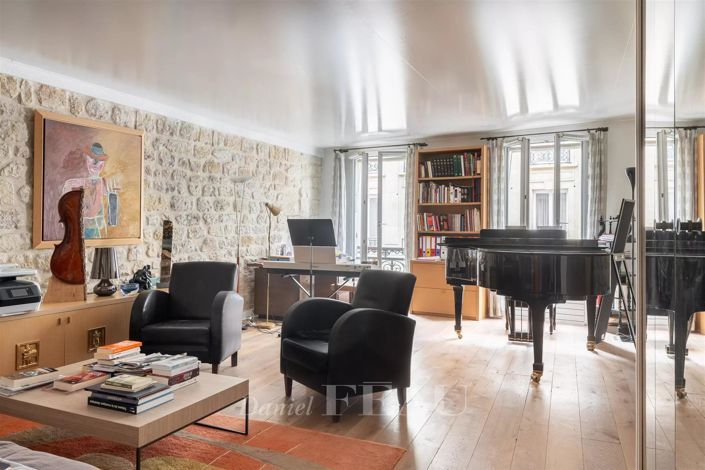 Image No.23-5 Bed House for sale