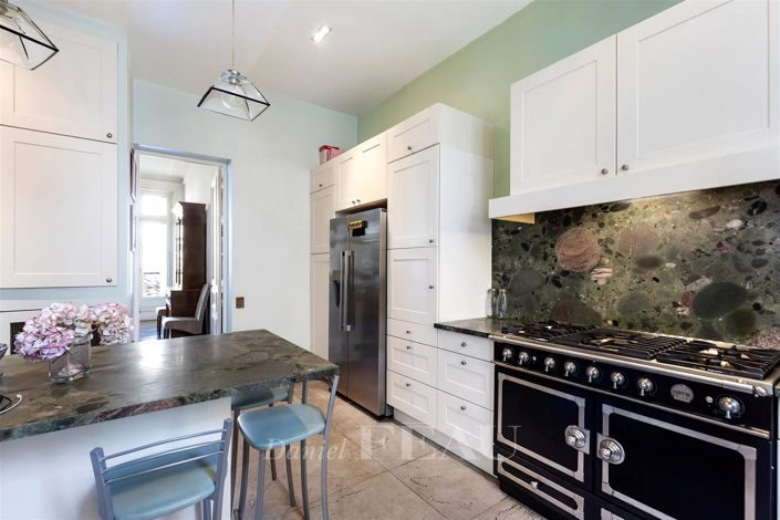 Image No.10-4 Bed Apartment for sale