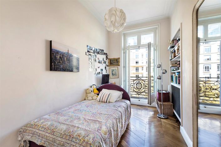 Image No.18-4 Bed Apartment for sale