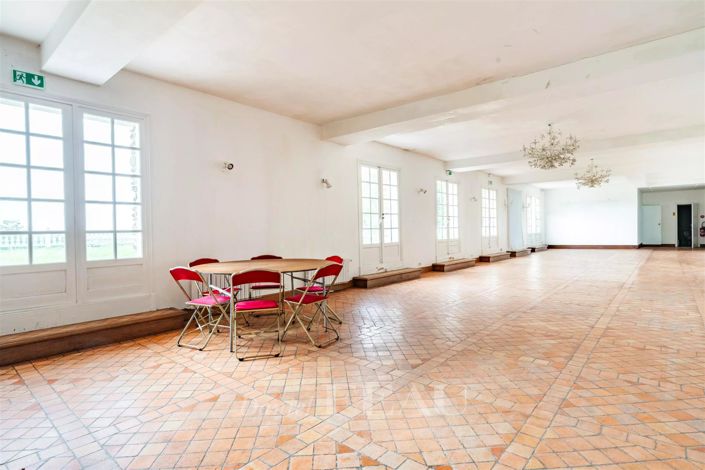 Image No.2-3 Bed House for sale