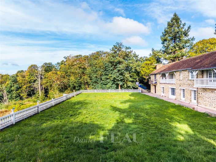 Image No.8-3 Bed House for sale