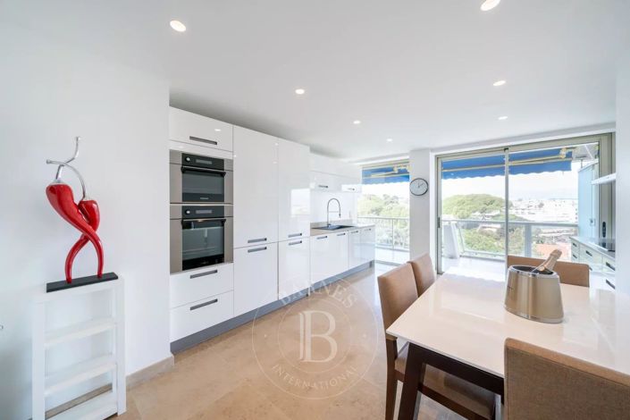 Image No.4-3 Bed Apartment for sale