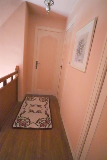 Image No.10-3 Bed House for sale