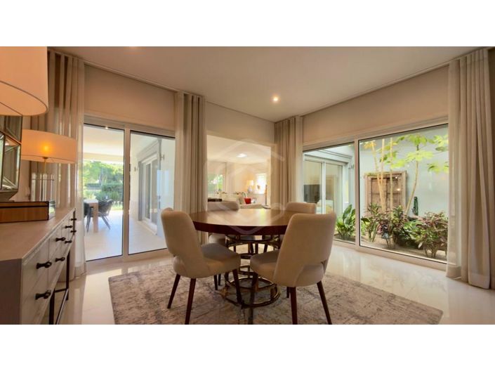 Image No.10-4 Bed House for sale