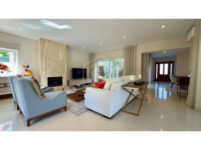 Image No.13-4 Bed House for sale