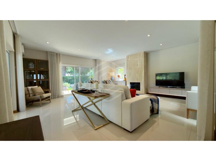 Image No.17-4 Bed House for sale