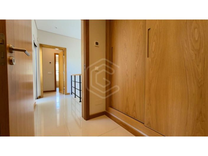 Image No.58-4 Bed House for sale