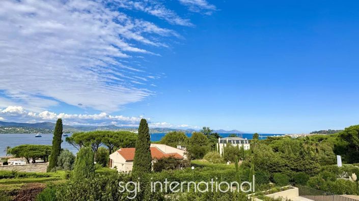 Image No.1-4 Bed House for sale