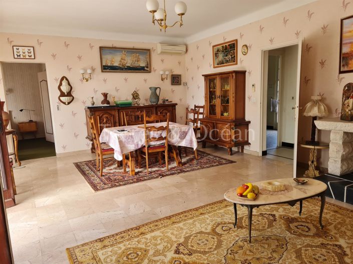 Image No.4-4 Bed House for sale