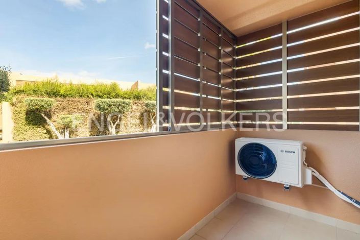 Image No.24-4 Bed House for sale