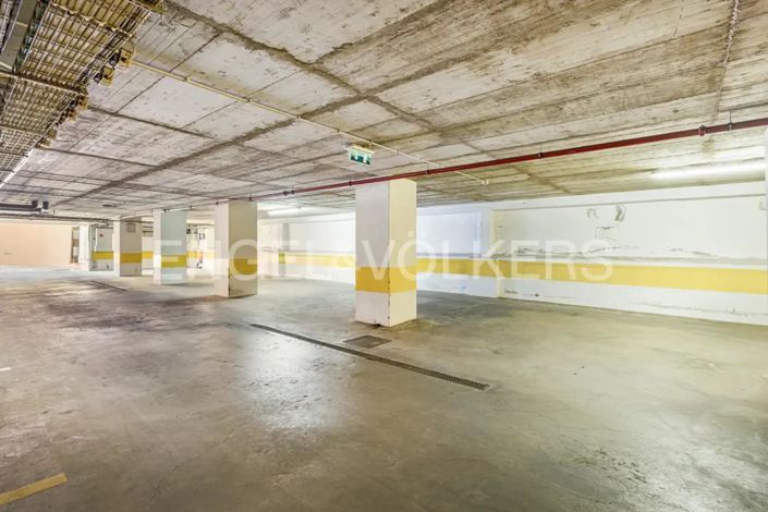 Image No.30-4 Bed House for sale