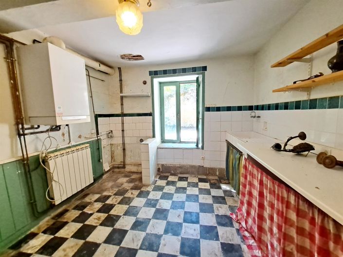 Image No.11-3 Bed House for sale