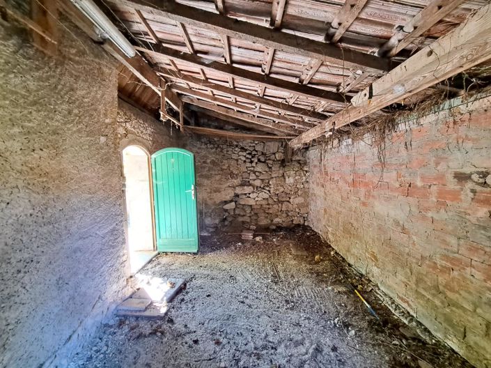 Image No.26-3 Bed House for sale