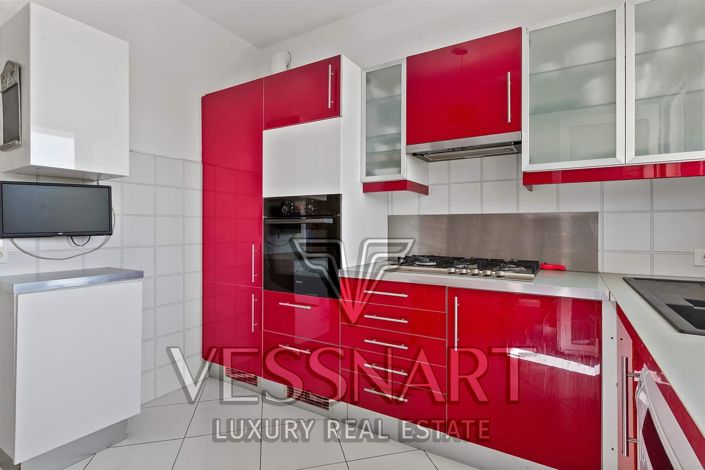 Image No.16-4 Bed House for sale