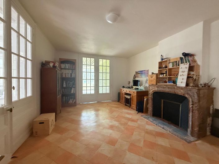 Image No.13-8 Bed House for sale