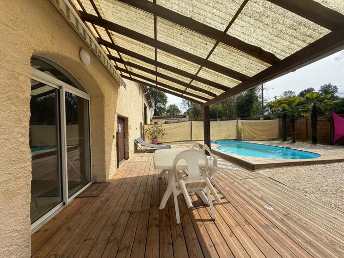 Image No.2-8 Bed House for sale