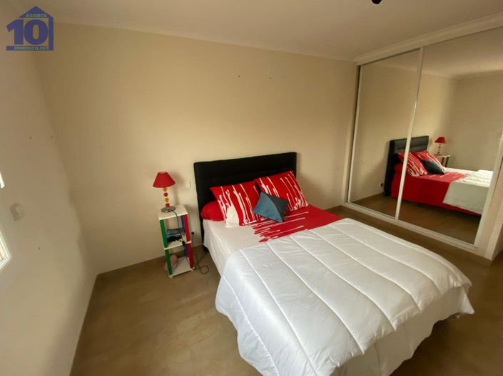 Image No.8-3 Bed House for sale