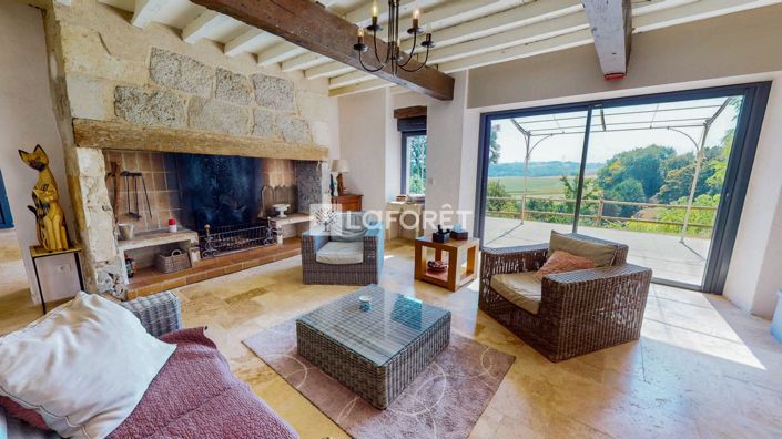 Image No.3-7 Bed Property for sale