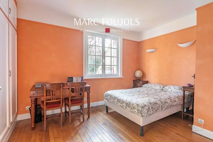 Image No.5-5 Bed House for sale