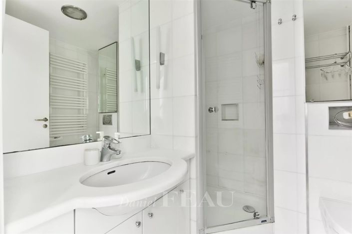 Image No.9-1 Bed Apartment for sale