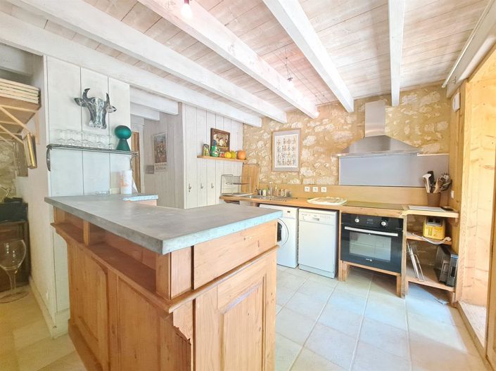 Image No.21-6 Bed House for sale