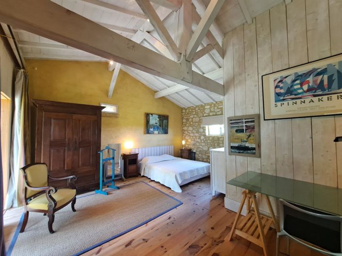 Image No.23-6 Bed House for sale