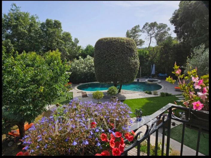 Image No.13-5 Bed House for sale