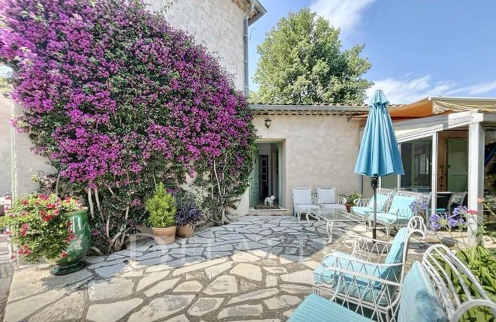 Image No.4-5 Bed House for sale