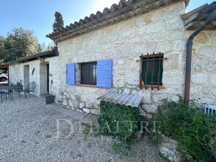 Image No.5-6 Bed House for sale