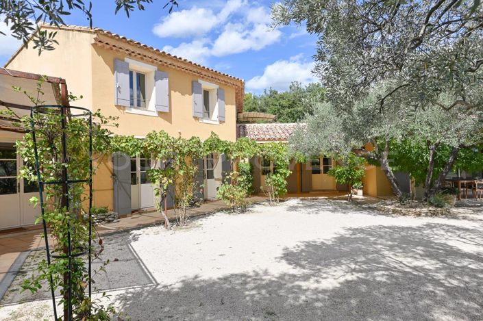 Image No.1-5 Bed House for sale