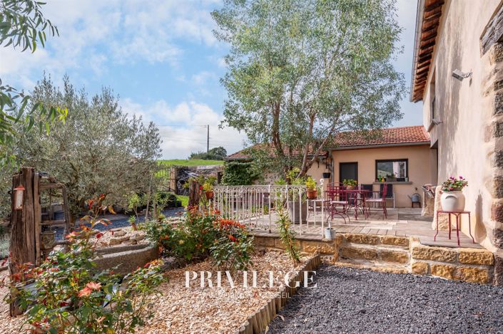 Image No.4-5 Bed House for sale