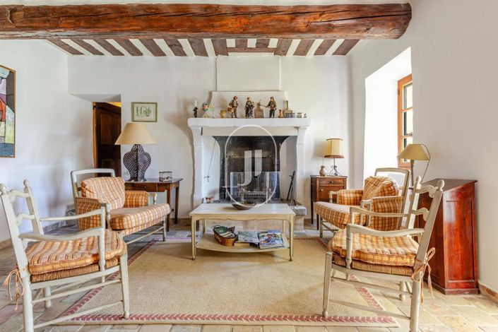 Image No.5-5 Bed House for sale