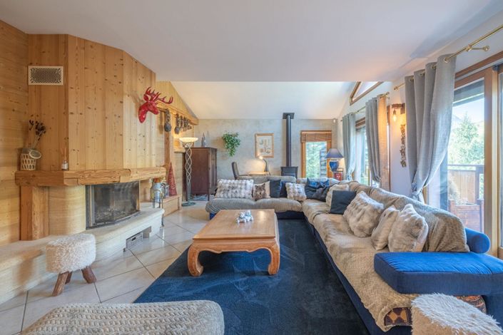 Image No.12-5 Bed House for sale