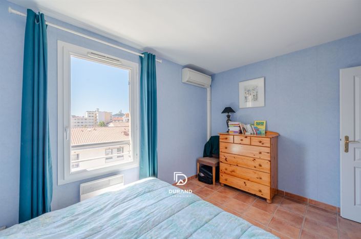 Image No.10-3 Bed Apartment for sale