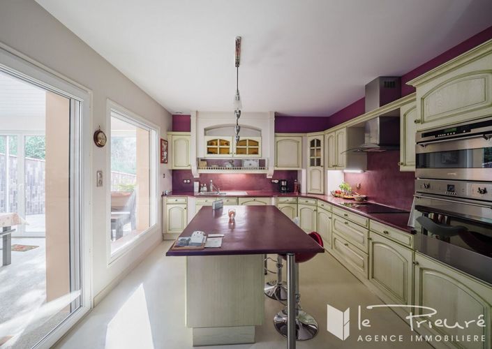 Image No.11-4 Bed House for sale