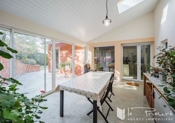 Image No.12-4 Bed House for sale