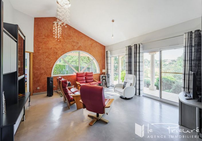 Image No.5-4 Bed House for sale