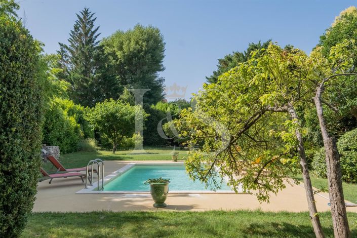 Image No.18-6 Bed House for sale